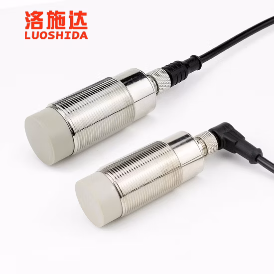 Long Distance Inductive Proximity Sensor PNP/NPN Flush 15mm Detection Distance